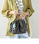 【WEB限定】チャーム 付き フリル 巾着 ショルダー