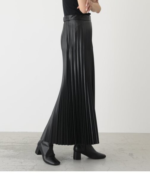 ECO LEATHER PLEATS SKIRT