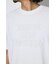 エンボスロゴTシャツ
