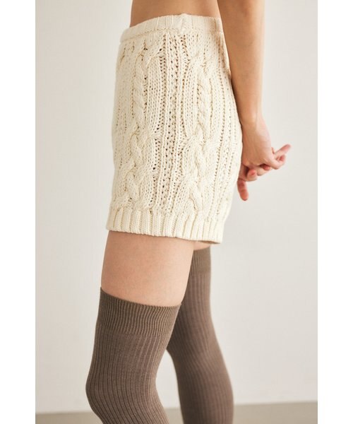 M_】CABLE KNIT ショートパンツ｜マウジーの通販｜&mall（アンドモール