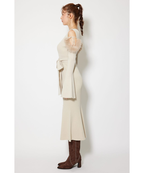 many wayショルダーフェイクファーニットワンピース｜リエンダの通販