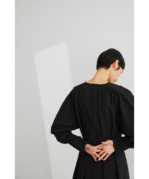 STYLEMIXERスタイルミキサー タックショルダーワンピース 卒業式などに STYLEMIXER（スタイルミキサー）の「タックショルダーワンピース