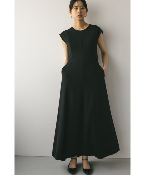 バックオープンショルダーカットワンピース｜スタイルミキサーの