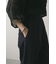 アウトドットフォルムパンツ