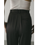 サテンタックフォルムパンツ