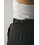 サテンタックフォルムパンツ
