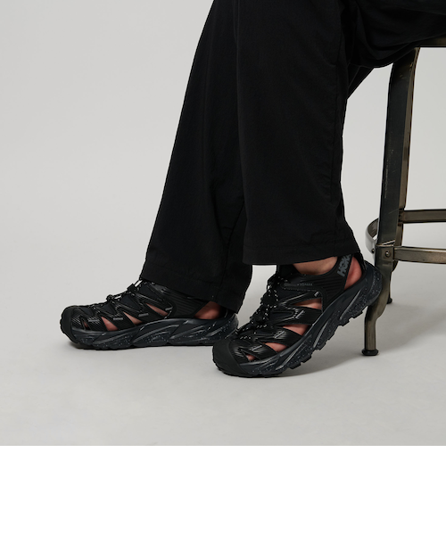 HOKA＞ ホパラ サンダル｜ビューティー＆ユース ユナイテッド