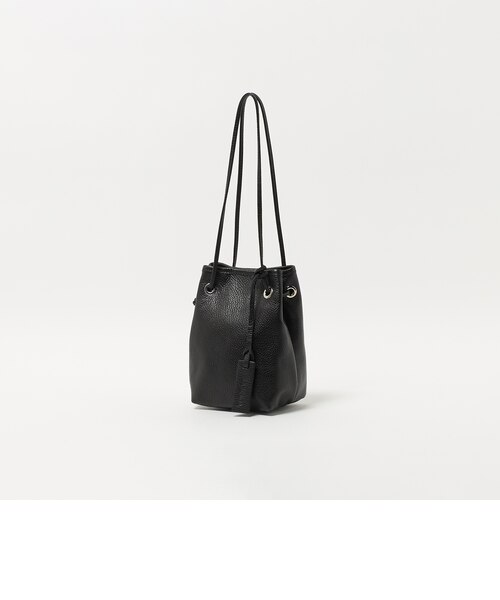 LA UNIQA>レザー 巾着 バッグ|ビューティー&ユース ユナイテッド LA UNIQA>レザー 巾着 バッグ|ビューティー&ユース ユナイテッド