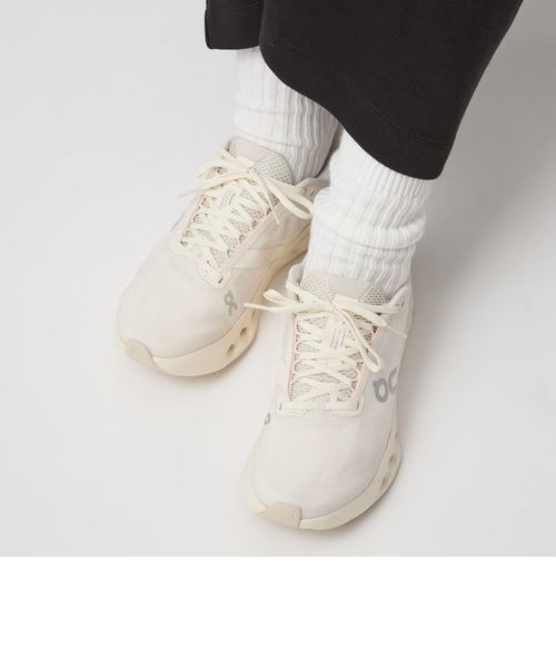 ヘブンセント　クリープ HOKA ONE ONE for emmi】W CLIFTON 10(スニーカー)｜シューズ