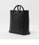 ＜YOUNG&OLSEN The DRYGOODS STORE＞エンボス レザー トートM トートバッグ