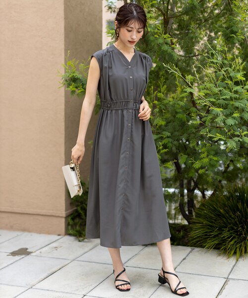 エブール　金ボタンワンピース　美品 エブール 金ボタンワンピース 美品 エブール 金ボタンワンピース 美品