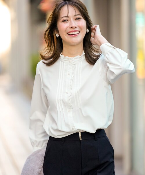 新品未使用　HIANDフリル付きホワイトシャツ フリルスタンド シャツ｜エニィスィスの通販｜&mall（アンドモール