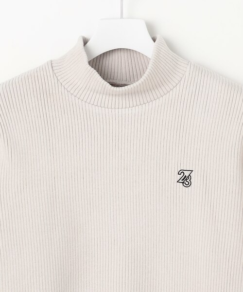 新品 23区 ゴルフ 吸湿発熱 モックネック ニット 定価17600円 白 LL 新品 23区 ゴルフ 吸湿発熱 モックネック ニット 定価17600円 白