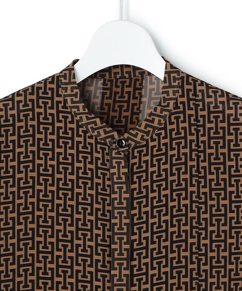 30th ANNIVERSARY】 モノグラムプリントシフォン バンドカラーブラウス