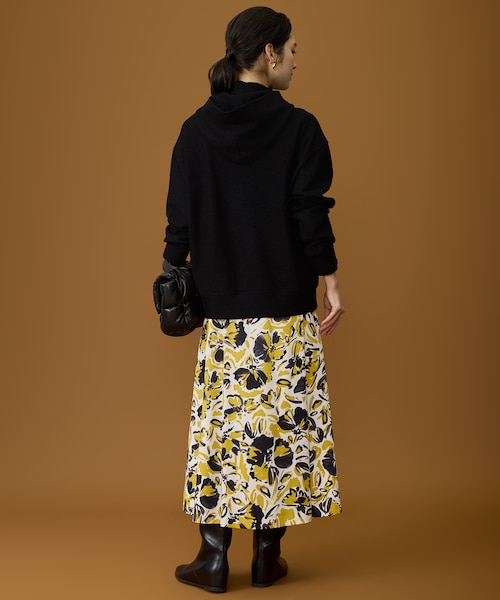 SHIHOさん着用】アートタッチフラワープリント スカート｜ジユウクの