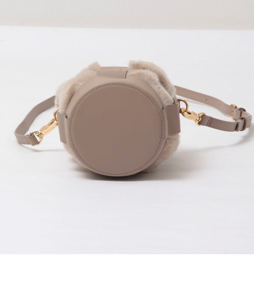 ノーリーズ　NOLLEY’Sヴィオラドーロ ファー付きラタンかごバッグ ノーリーズ NOLLEY'Sヴィオラドーロ ファー付きラタンかごバッグ