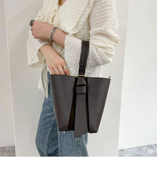 新品　【AULENTTI/オウレンティ】マルチWAYレザーバケツバッグ AULENTTI/オウレンティ】マルチWAYレザーバケツバッグ｜フレディ