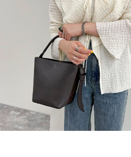 新品　【AULENTTI/オウレンティ】マルチWAYレザーバケツバッグ AULENTTI/オウレンティ】マルチWAYレザーバケツバッグ｜フレディ