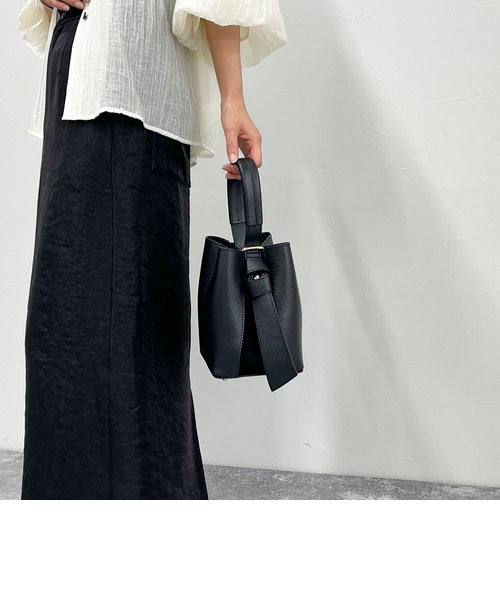 新品　【AULENTTI/オウレンティ】マルチWAYレザーバケツバッグ AULENTTI/オウレンティ】マルチWAYレザーバケツバッグ｜フレディ