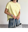 袖折り返しちびロゴTシャツ
