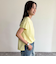 袖折り返しちびロゴTシャツ