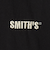 SMITH’S（スミス）別注エンブレムプリントTシャツ