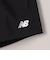 New Balance（ニューバランス）ロゴ入りショーツ