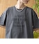 【汗染み軽減 / 接触冷感】裾レースドッキング アソートロゴプリントTシャツ