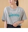 【汗染み軽減】 立体ロゴ風プリントTシャツ