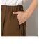 タックテーパードパンツ