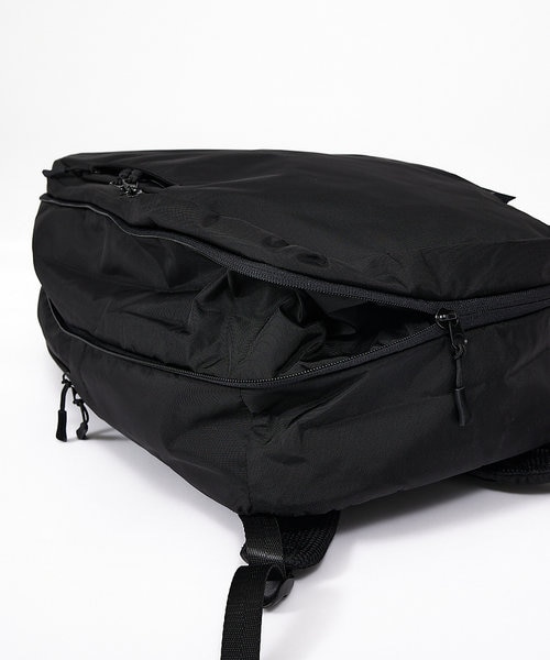 【NoiR / ノアール】撥水加工Transistor backpack NoiR（バッグ） デイバック リュック 撥水加工 PC対応 ビジネス