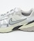 【NIKE / ナイキ】 V2K RUN / V2Kランスニーカー