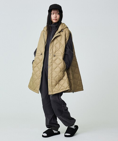 TAION / タイオン】ポンチョ型ダウン/ケープ/ダウン/フード付き/収納ポ