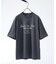 SCENE GRAPHIC ロゴプリントTシャツ / リラックスフィット