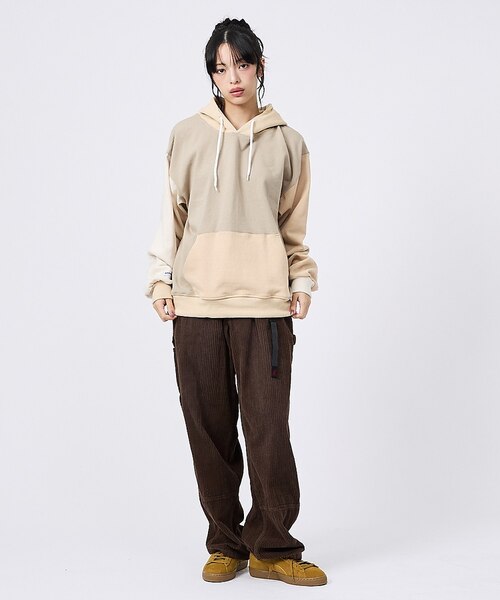 【新品】バボラ フード付き軽量ジャケット ベージュ/クリーム BARBARIAN / バーバリアン】Heavyweight Hoodie /｜アバハウスの通販