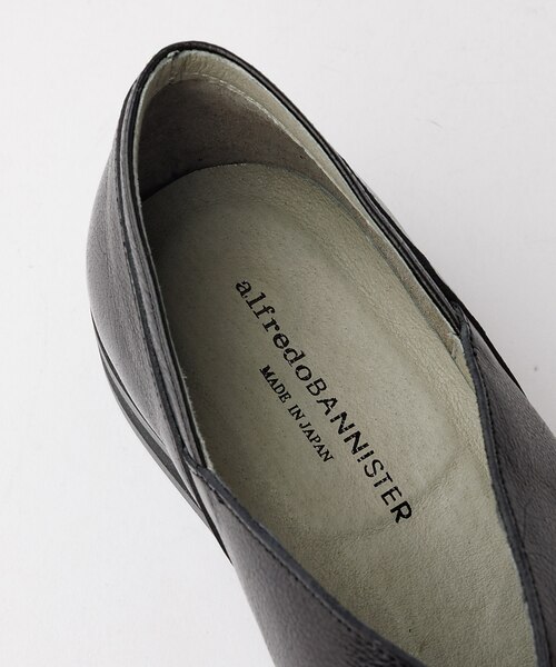 26S/S】Vカット レザー スリッポン シューズ【予約】｜アルフレッド