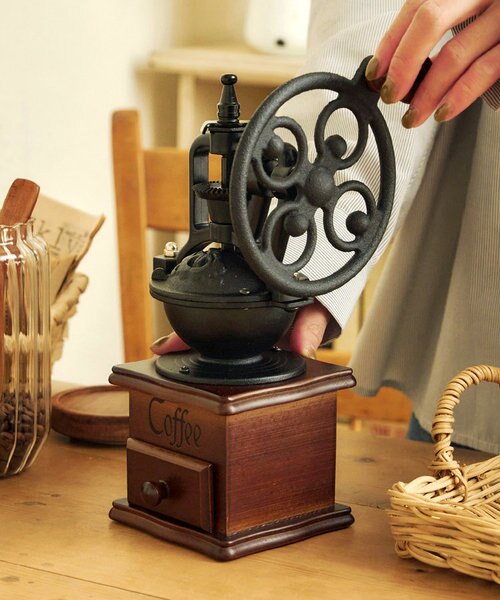 ダイヤル式コーヒーミル／coffee｜サリュの通販｜&mall（アンドモール