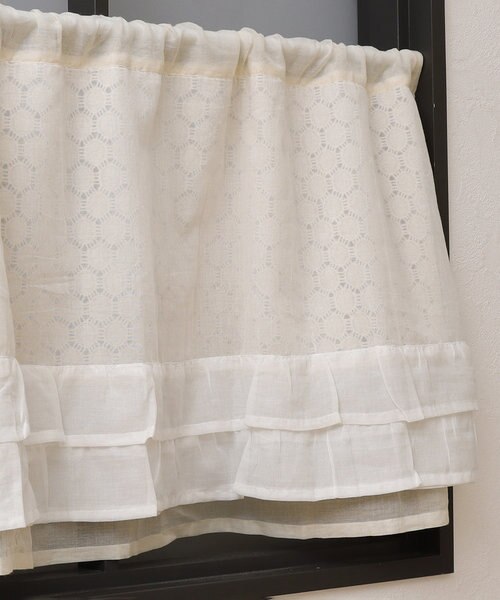 フリルカフェカーテン♡サリー 3COINSスリーコインズ【公式】 on X: 