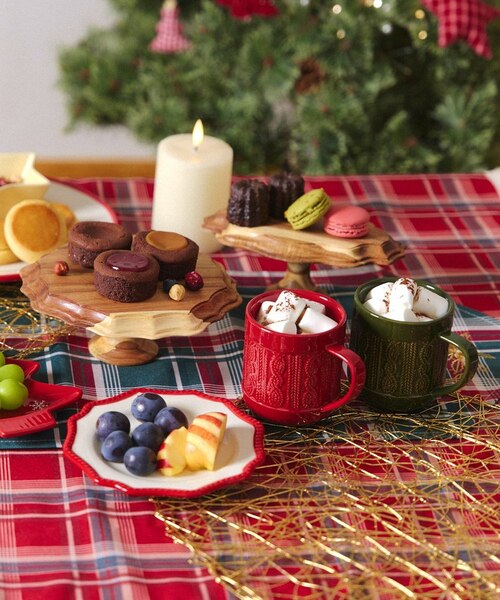 クリスマス テーブルクロス 約135×180cm サンタ 生地スペイン製 140