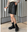 フェイクレザーショートパンツ