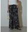 ボタニカル柄ワイドパンツ
