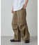 パラシュートパンツ