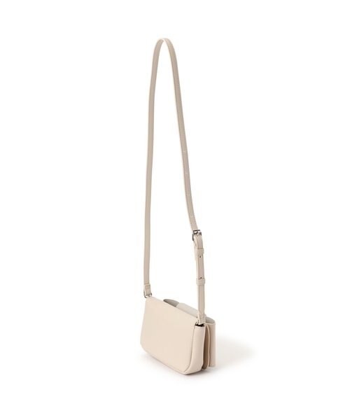 AVENCHUMU ♡リボンショルダージップフーディ♡GLAY グッチ(GUCCI)グッチ GGマーモント スモールショルダーバッグ