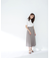 ラッフルタイブラウス