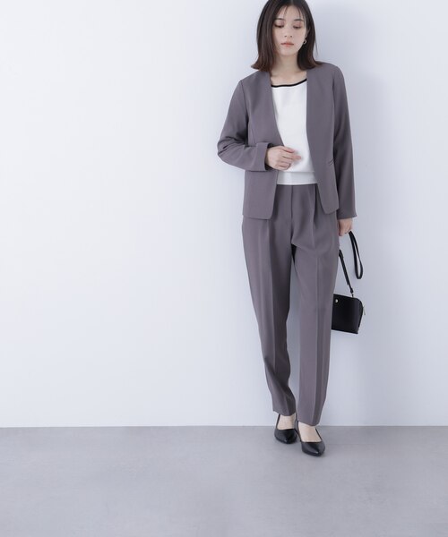 ナチュラルビューティーベーシック ノーカラーセットアップ パンツスーツ L ストレッチツイルセットアップシリーズ テーパードパンツ