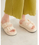 フェイクファーベルトサンダル