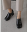 ヒールローファー