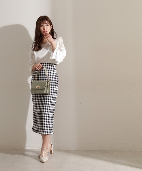 Proportion Body Dressing♡綺麗めラッフルサテンブラウス 楽天市場】｜美人百花4月号掲載商品｜ラッフルサテンブラウス