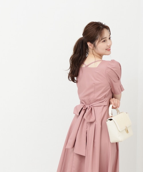 BODY LINE ボディーライン　リボンとハートがかわいいワンピース 可憐で華やかなワンピース｜多様なシルエットとデザイン