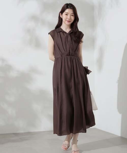 バッジ　the  body  shop レッド　リボン s-l400.jpg